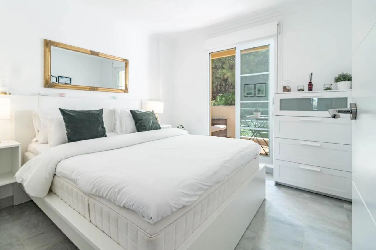 Sat2 - Modern 2 Bedroom Apartment With Ocean View Marbella