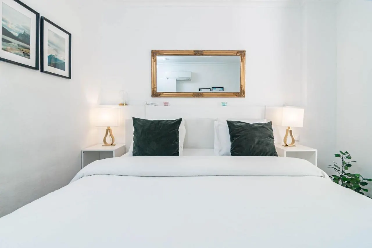 Sat2 - Modern 2 Bedroom Apartment With Ocean View Marbella